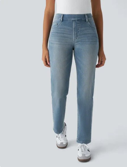 Straight Jeans
