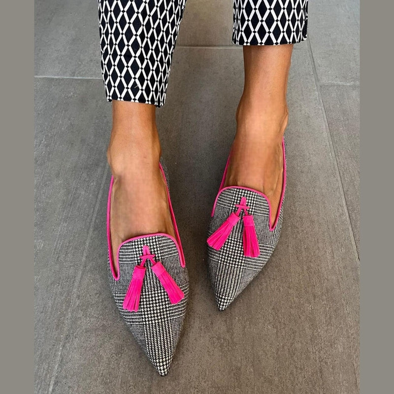 NADINE | Eleganti mocassini a punta con comoda nappina