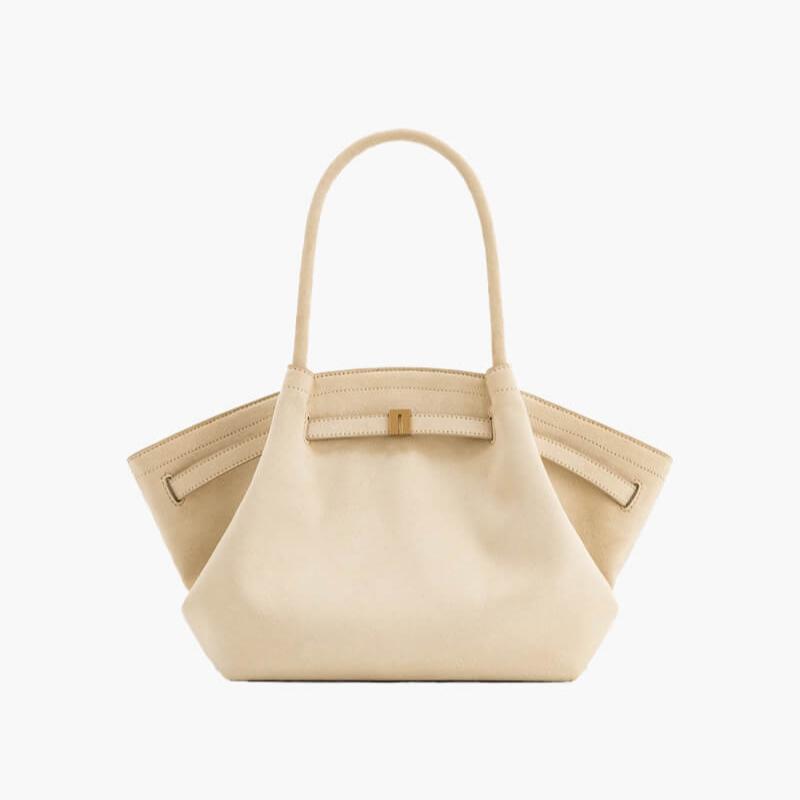 Melanie | Borsa