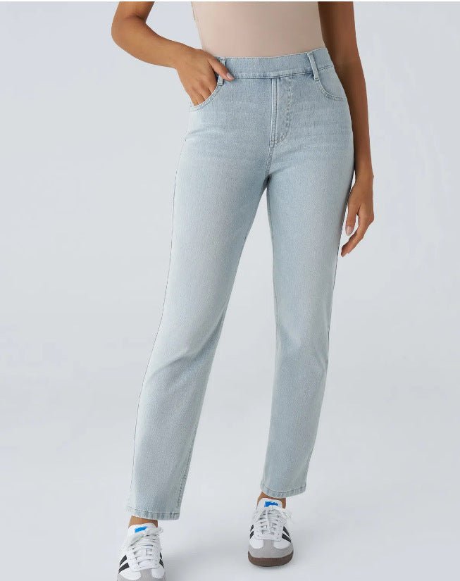 Straight Jeans